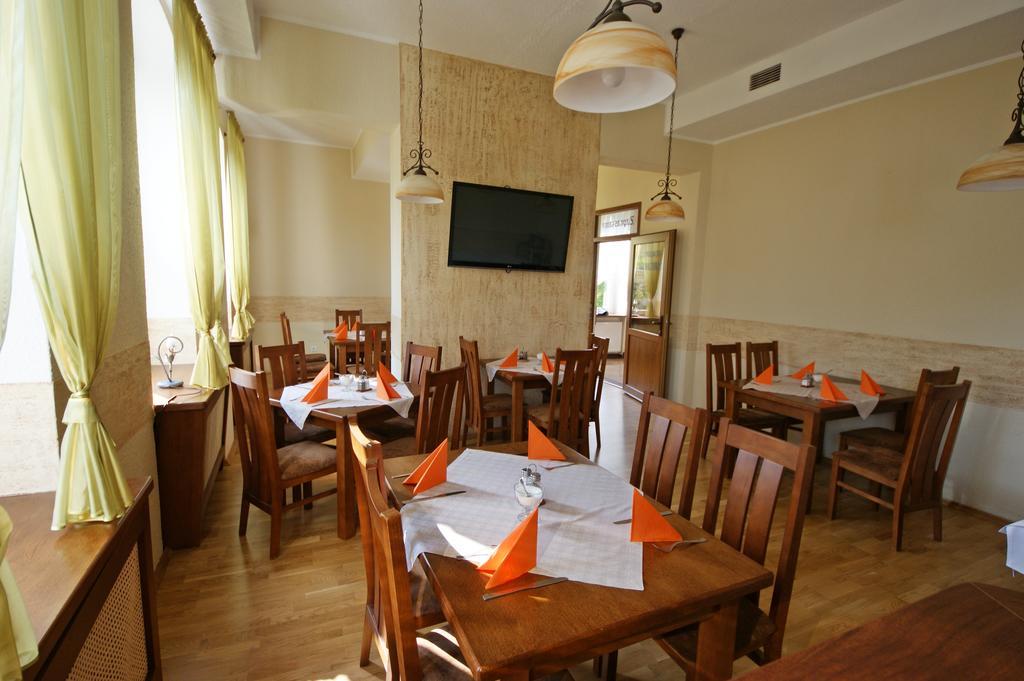 Hotel Zamkowy Słupsk Kültér fotó