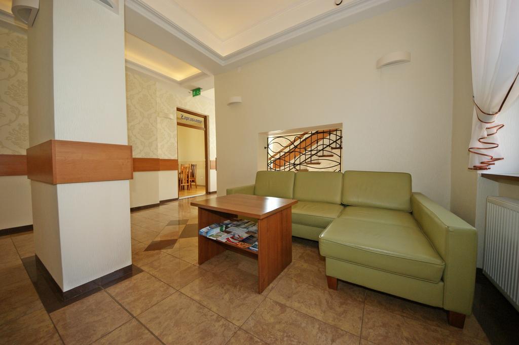 Hotel Zamkowy Słupsk Kültér fotó